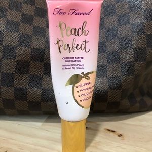 Too faced peach perfect foundation